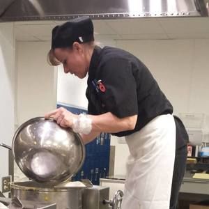 Meet your Posher, Jennifer